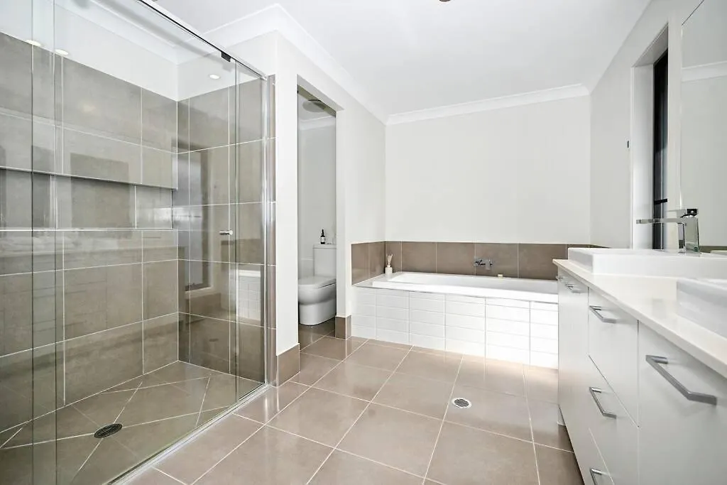 Pacific Paradise Luxury 4Br Yaroomba 0*,  Australia