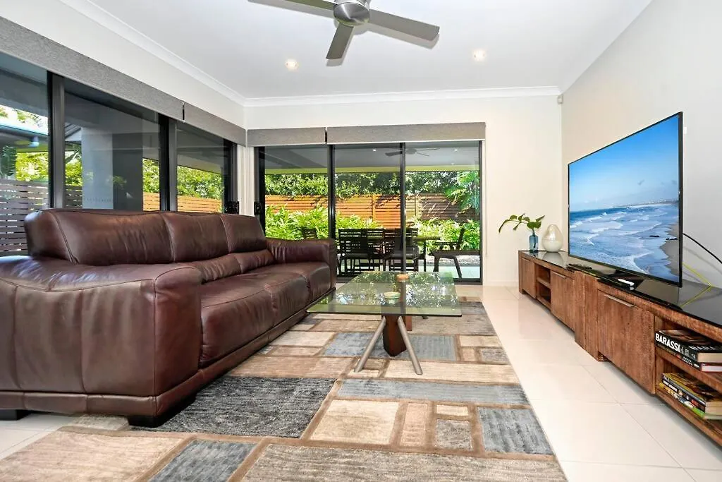 Pacific Paradise Luxury 4Br Yaroomba Australia
