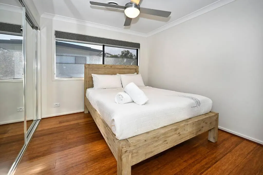 Pacific Paradise Luxury 4Br Yaroomba Australia