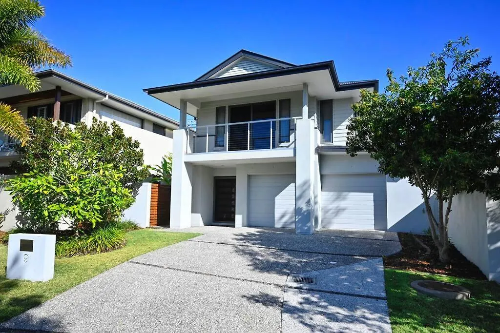 Pacific Paradise Luxury 4Br Yaroomba Holiday home
